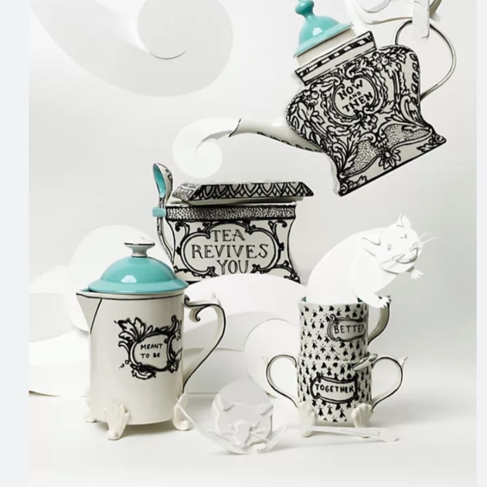 Anthropologie Molly Hatch Sketched Story Sugar/Creamer